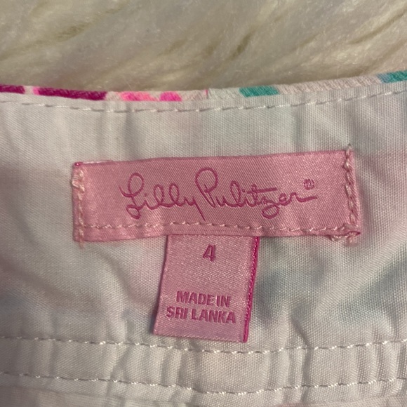 Lilly Pulitzer Skorts size 4 BNWOT two front pockets beautiful Skorts for summer - Picture 11 of 16